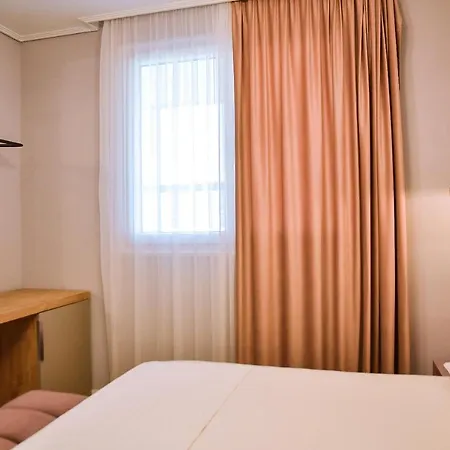 Jurgen Hotel