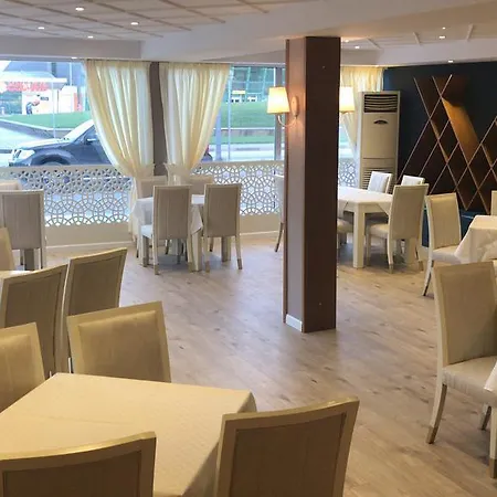 Ξενοδοχείο Jurgen 3*