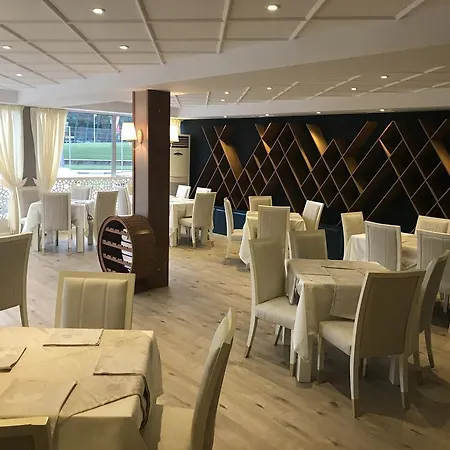 Jurgen Hotel 3*