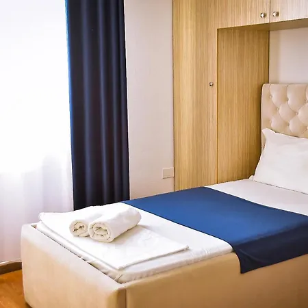 Jurgen Отель Ринас