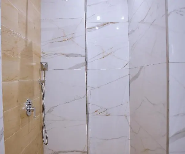 Jurgen Отель Ринас